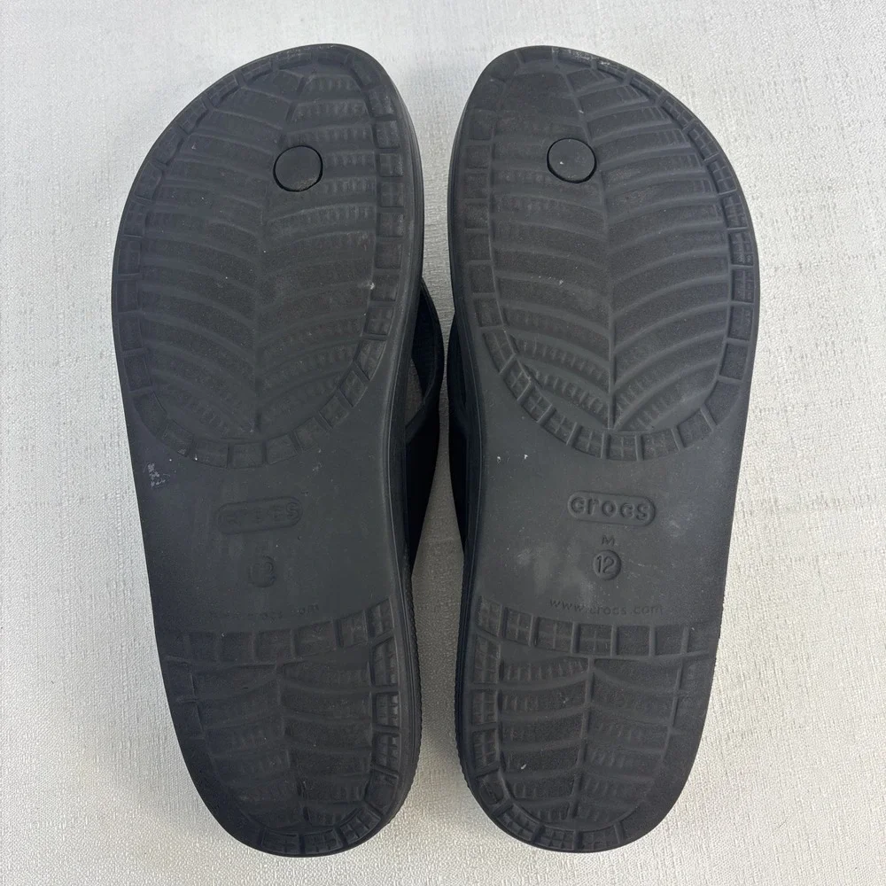 Iconic Crocs Black‎ Men's Size 12 Comfort Thong Sandals Flip Flops